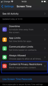 Contrôles Parentaux et Restrictions sur Apple